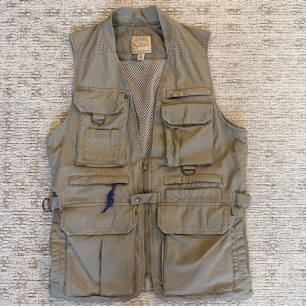 Cabela's Safari Series Fishing Vest Small Khaki Multi Pocket Utility Mesh 902478